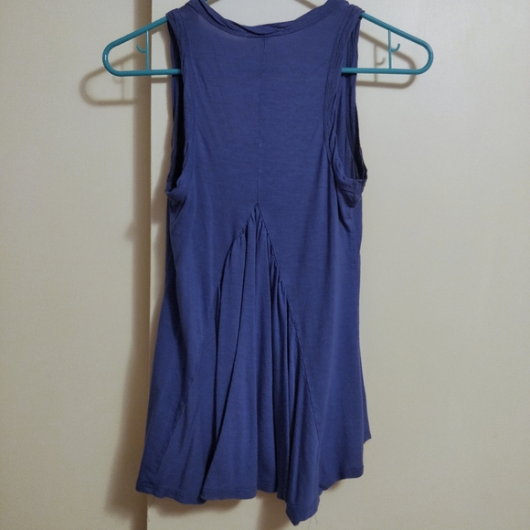 Ruffle Back Tank - Picture 2 of 7